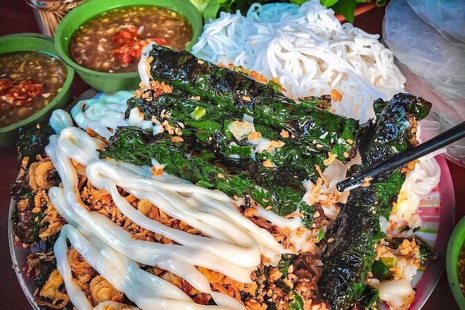 Private Street Food Tour by Motorbike/Car with Local Students - Key Highlights You’ll Care About