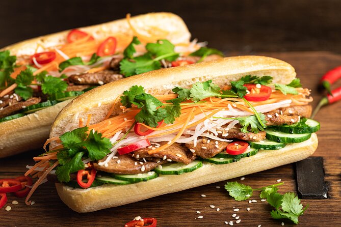 Saigon By Night and Vietnam Local Food on Motorbike - Price and logistics that affect your budget