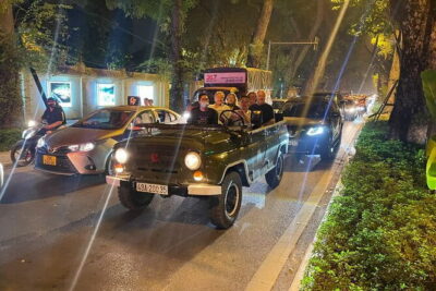 Saigon By Night Open Air Jeep Street Food Tour Experience - The food stop on Vinh Khánh Street: seafood plus the classics