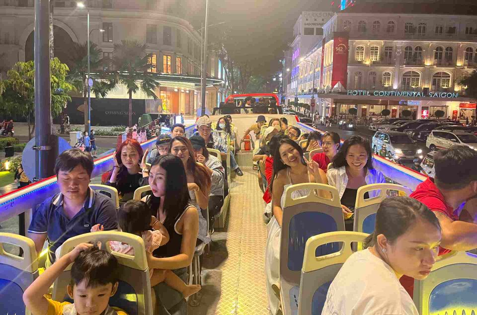 Saigon: City Sightseeing 45-Minute Panoramic Night Tour - Nha Rong Harbour, Tran Hung Dao, and the Thu Thiem bridges