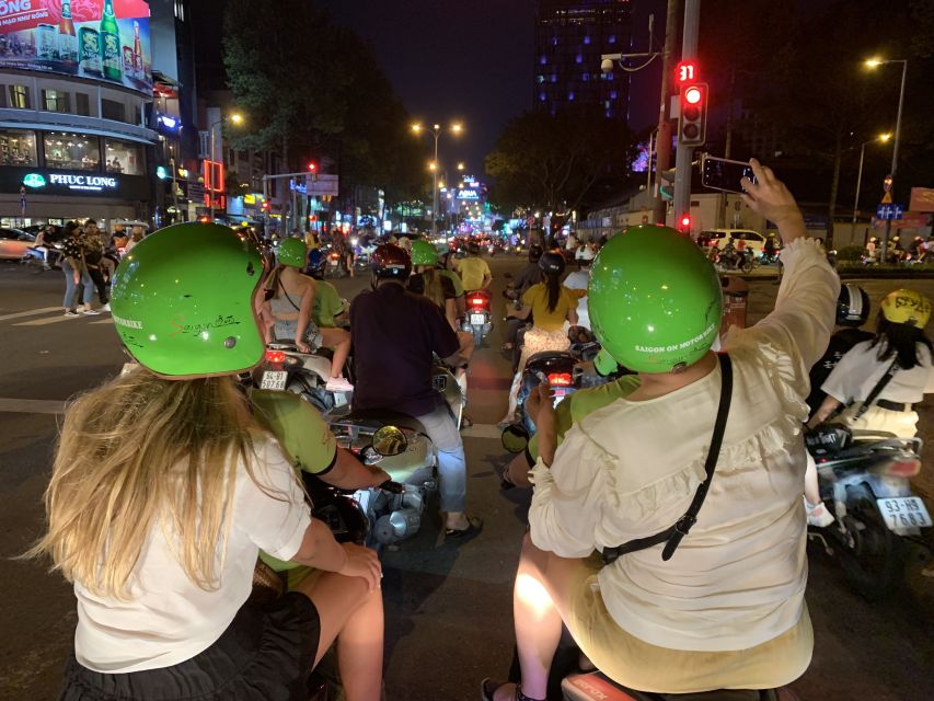 Saigon: Day-Night Sights & Local Food Tour l Female Option - Why Saigon night feels different from daytime