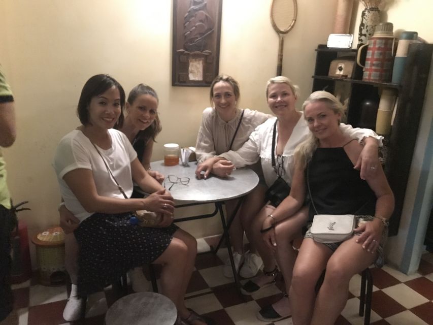 Saigon: Day-Night Sights & Local Food Tour l Female Option - Chinatown’s ghost apartment building: stories you’ll remember