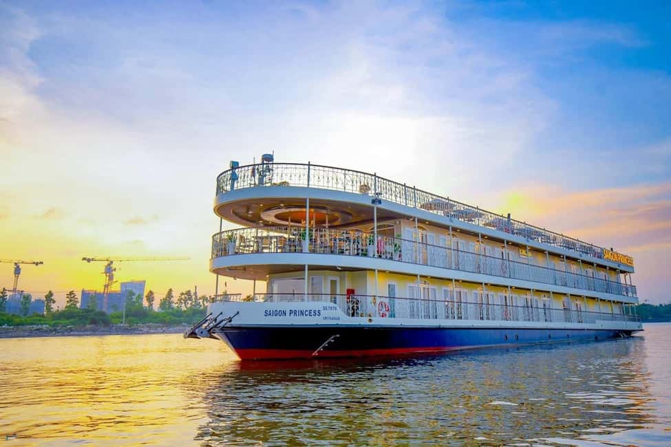 Saigon Dinner On Cruise Tour With Private Table - Price Check: Does $43 Buy Enough Value?