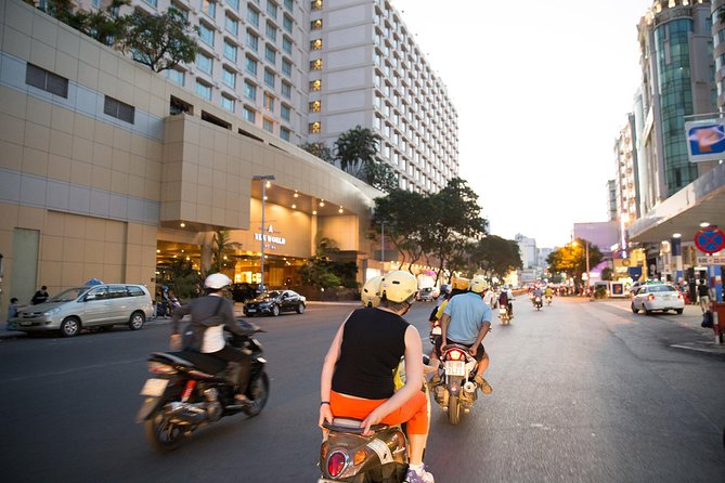 Saigon Food Tour on Scooter at Night - Scooter-Led Night Markets: What This Tour Actually Feels Like