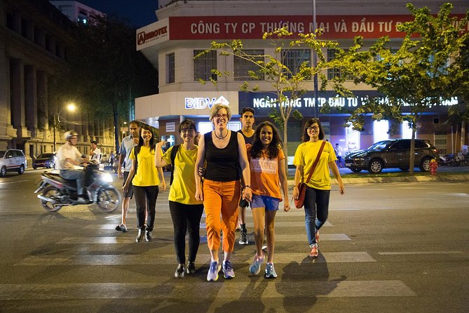 Saigon Food Tour on Scooter at Night - Stop 4: Vietnamese Desserts to Finish the Ride