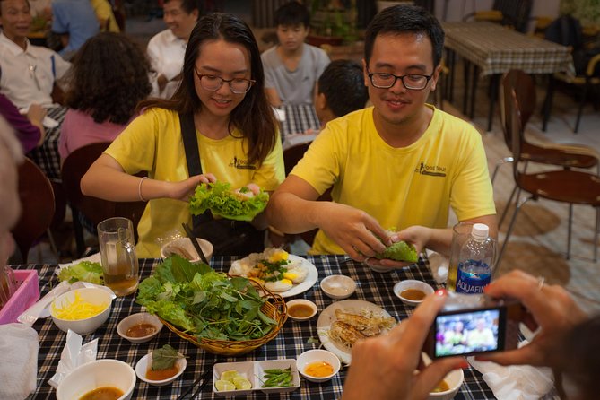 Saigon Night Street Food and City Tour on Scooter - Who this tour suits best