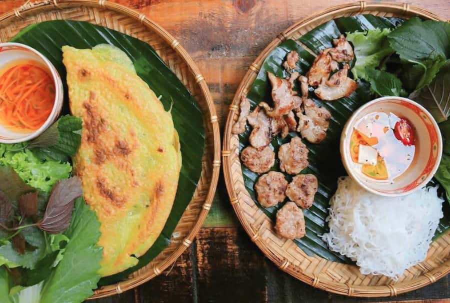 Saigon: Private Backstreets Walking Food Tour - Sweet-Savory Dessert Shock: Chuối Nướng and Bánh Khọt