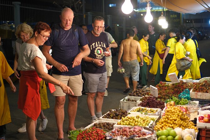 Saigon Sight & Food Tour By Night (Private Tour) - A route that moves from District 3 living blocks to District 1 icons