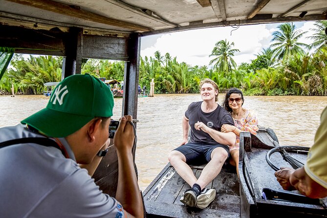Small-group 2-Day Mekong Delta: Floating market, Cooking Class... - Day 2: Cái Răng Floating Market early morning by motor-boat and hand-rowed boat
