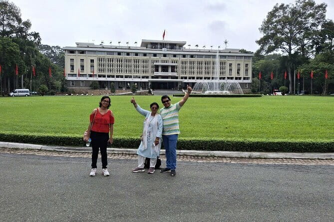 Small Group Ho Chi Minh City Half Day Sightseeing Tour - Key things that make this tour worth your time
