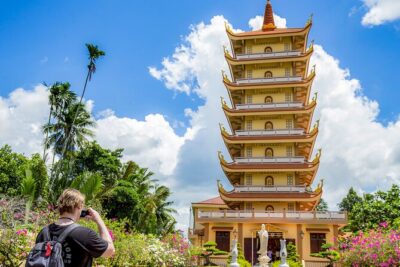 Small-Group Mekong Delta Day Trip: Boat Ride, Cottages & Pagoda - Getting from Ho Chi Minh City to the Mekong: early start, clear purpose