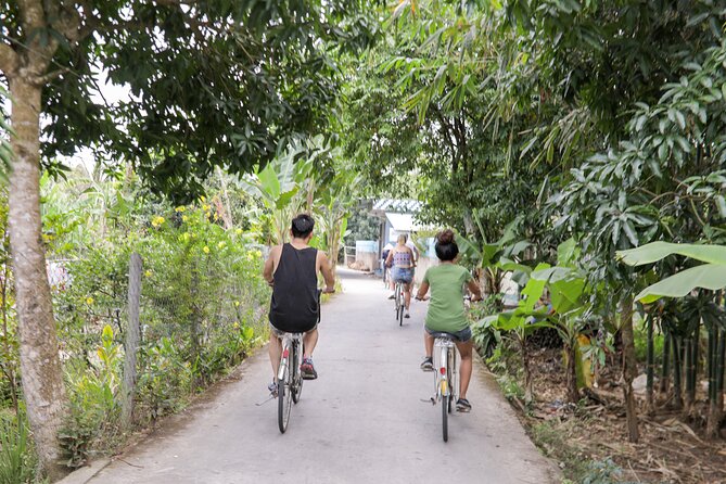 Small-group Mekong Floating Market Day Trip from Ho Chi Minh City - Guides and pacing: the small-group advantage (and what to watch for)
