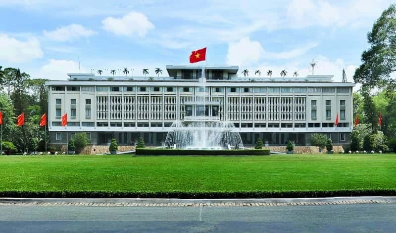 Small Group Tour: Ho Chi Minh City and Cu Chi Tunnels - A tight route through Ho Chi Minh City’s major story spots