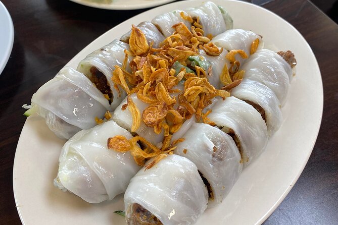 Super Niche Walking Street Food Tour in Ho Chi Minh City - A Short Walk, Big Appetite: What the Tastings Add Up To