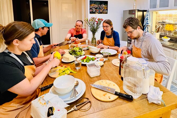 Top-rated Home Cooking Class with a River View AC Kitchen - Finding Copac Square and Settling In