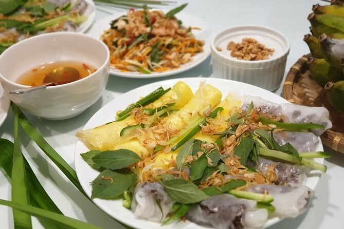 Top-rated Home Cooking Class with a River View AC Kitchen - Price and Value: Is $41.55 a Fair Deal?