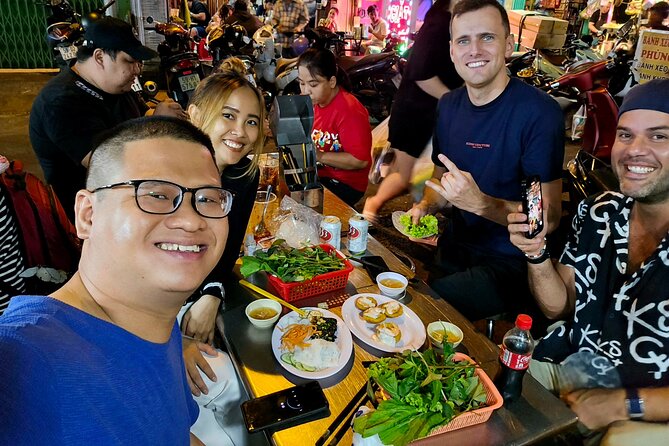 Unique Taste of Saigon Street Food Tour - The guide experience: English, culture, and how to ask good questions