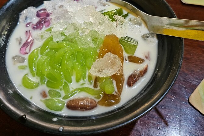 Unique Taste of Saigon Street Food Tour - Comfort and safety: what’s included so you can focus on the food