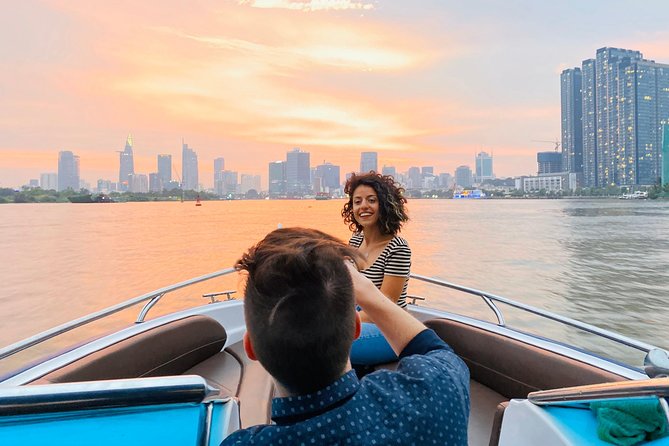 VIP Tour in Saigon: Romantic Sunset Cocktail by SpeedBoat - VIP sunset timing: 2 hours that fit your evening