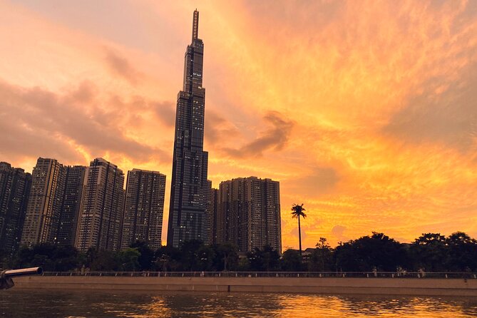 VIP Tour in Saigon: Romantic Sunset Cocktail by SpeedBoat - Quick practical tips before you go