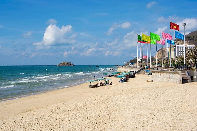 Vung Tau Full-Day Tour with Beach, Christ Statue & White Palace - Lunch and Timing: How the Day Fits Together